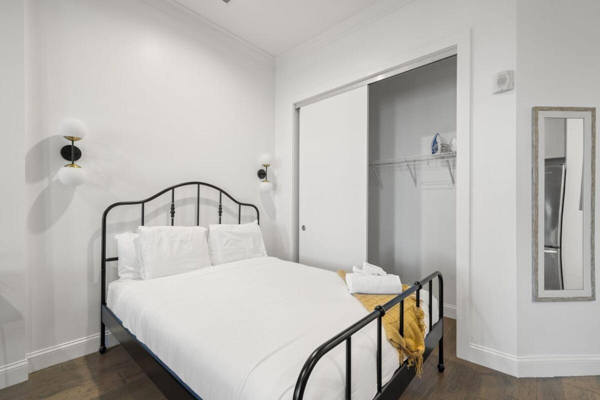 New! Sangria Suite - Upscale Ybor City Studio, Right On 7Th Ave タンパ エクステリア 写真